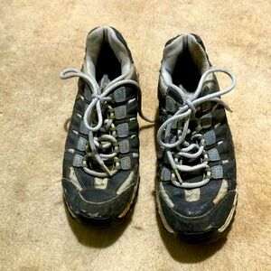 Women’s Sketchers walking shoes